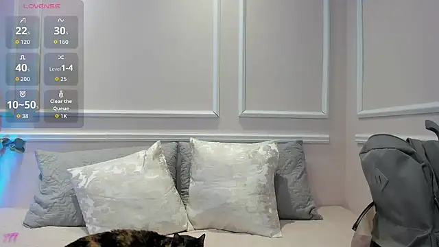 Snapshot of maia_lion chatting on June 28, 5:30 pm maia lion online show from June 28, 5:30 pm