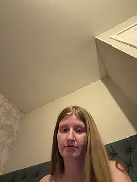 shannonlouisex online show from April 7, 9:37 pm