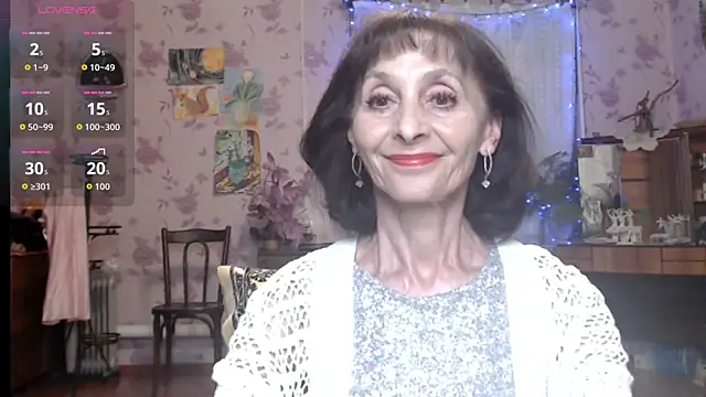 Snapshot of Shooting-Star- chatting on June 27, 6:02 pm Shooting-Star- online show from June 27, 6:02 pm