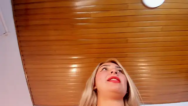 Catalina Osorio online show from April 28, 2:27 am