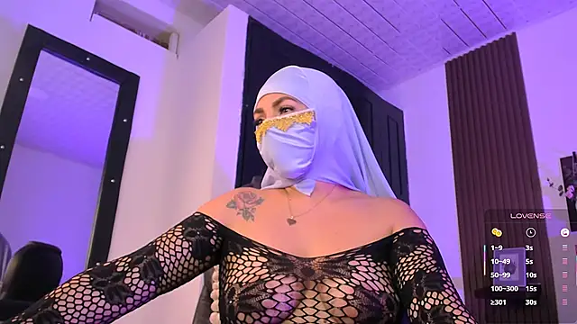 Nailea   online show from May 6, 2:51 am