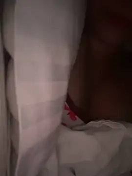 Annnnyy online show from April 1, 2:47 pm