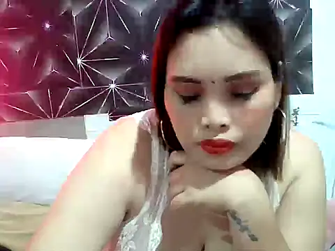 Snapshot of Hugeboobies69 chatting on April 1, 4:13 am Hugeboobies69 online show from April 1, 4:13 am