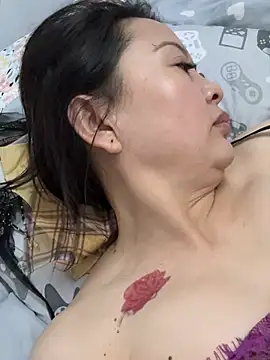 xiaxia-2026 online show from April 28, 2:33 pm