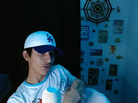 Snapshot of VazacGaming chatting on June 29, 1:12 am VazacGaming online show from June 29, 1:12 am