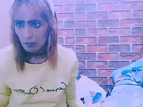 Snapshot of Alanadelray21 chatting on April 6, 5:19 am Alanadelray21 online show from April 6, 5:19 am