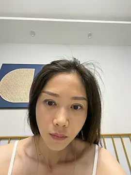 Snapshot of yuanpu0925 chatting on April 9, 9:42 pm yuanpu0925 online show from April 9, 9:42 pm