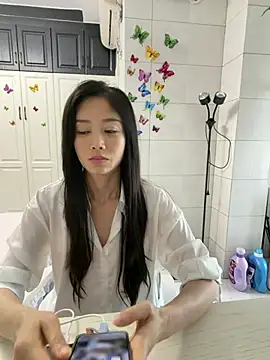 Snapshot of yuanpu0925 chatting on May 16, 10:41 pm yuanpu0925 online show from May 16, 10:41 pm