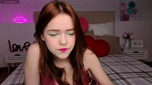 Snapshot of Melissa_me0w chatting on April 11, 9:30 pm Melissa me0w online show from April 11, 9:30 pm