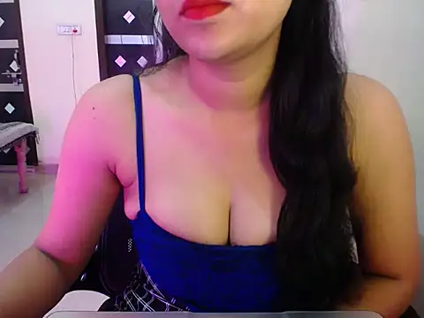 Snapshot of Riya_saini06 chatting on May 15, 5:36 am Riya saini06 online show from May 15, 5:36 am