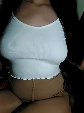 Snapshot of FatinSexy chatting on April 2, 10:51 pm FatinSexy online show from April 2, 10:51 pm