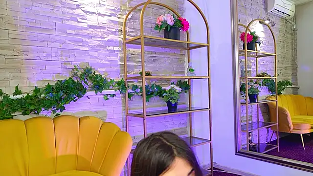 JeniferRosee online show from June 14, 7:38 pm