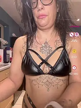 IvyBelleMilf online show from June 17, 2:58 am