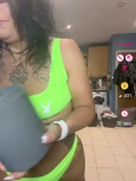 IvyBelleMilf online show from June 27, 3:44 am