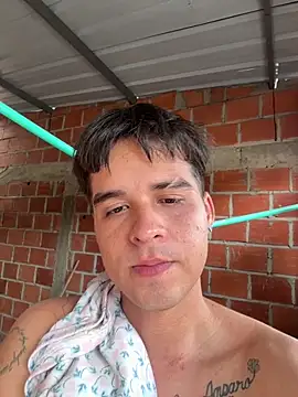 Snapshot of davidjan1996 chatting on July 11, 4:21 pm davidjan1996 online show from July 11, 4:21 pm