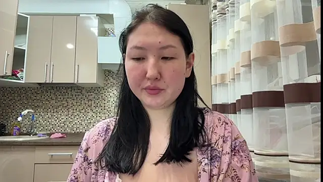 Ameliya kim online show from April 29, 9:10 pm