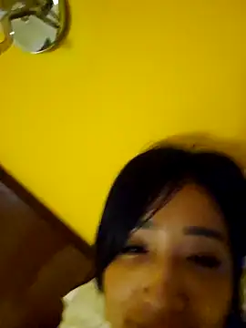 Snapshot of Emceeeeee25 chatting on March 29, 6:52 pm Emceeeeee25 online show from March 29, 6:52 pm