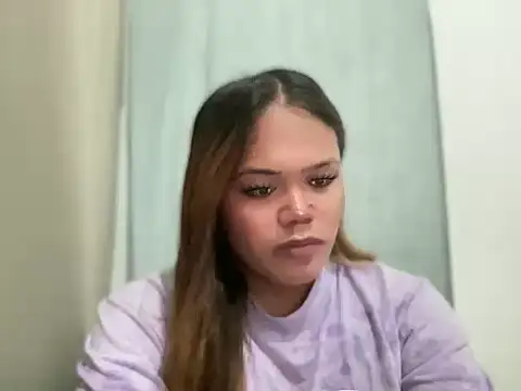 Snapshot of yourhotwild_bella chatting on August 1, 11:09 am yourhotwild bella online show from August 1, 11:09 am