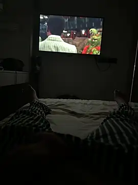 icemanhotwomen online show from April 13, 10:26 pm