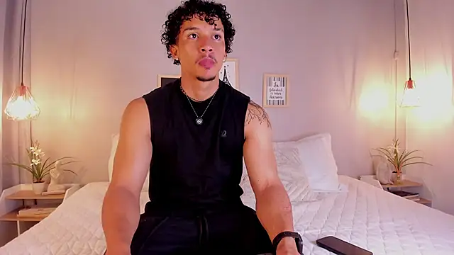 Snapshot of dominik_drake chatting on June 12, 12:37 pm dominik drake online show from June 12, 12:37 pm