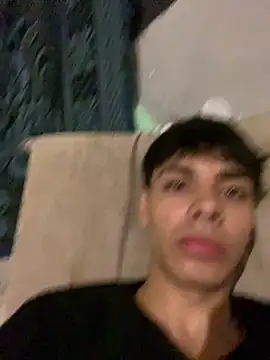 AgusTr online show from April 10, 5:12 am