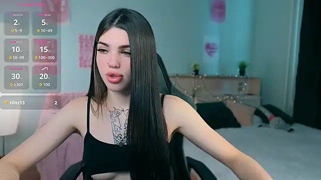 Snapshot of molly_rettyy chatting on June 23, 3:59 am molly rettyy online show from June 23, 3:59 am