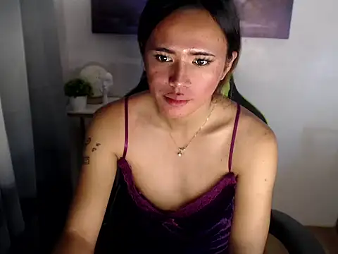 Snapshot of _Flirtyprincess_ chatting on April 23, 12:29 pm Flirtyprincess online show from April 23, 12:29 pm