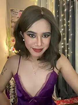Snapshot of _Flirtyprincess_ chatting on April 24, 5:04 pm Flirtyprincess online show from April 24, 5:04 pm