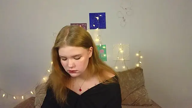 Snapshot of BeautifulPleasureFairy chatting on April 11, 9:57 am BeautifulPleasureFairy online show from April 11, 9:57 am