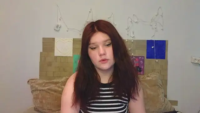 Snapshot of BeautifulPleasureFairy chatting on May 18, 5:24 am BeautifulPleasureFairy online show from May 18, 5:24 am
