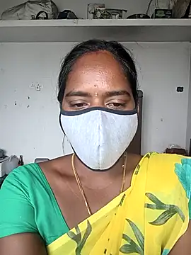 Snapshot of Tamil_Sangeetha chatting on March 31, 6:14 am Tamil Sangeetha online show from March 31, 6:14 am