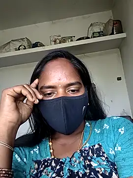 Snapshot of Tamil_Sangeetha chatting on April 11, 8:29 am Tamil Sangeetha online show from April 11, 8:29 am