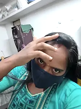 Snapshot of Tamil_Sangeetha chatting on April 12, 2:22 pm Tamil Sangeetha online show from April 12, 2:22 pm