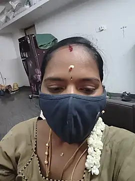 Snapshot of Tamil_Sangeetha chatting on June 8, 1:22 pm Tamil Sangeetha online show from June 8, 1:22 pm