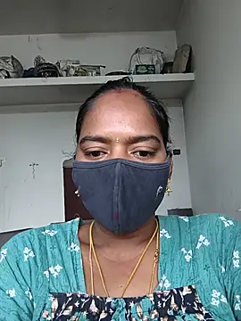 Snapshot of Tamil_Sangeetha chatting on July 5, 1:34 am Tamil Sangeetha online show from July 5, 1:34 am