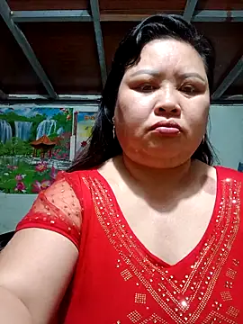Snapshot of Monglan-c chatting on May 2, 6:46 pm Monglan-c online show from May 2, 6:46 pm