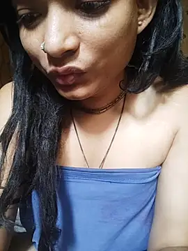 Snapshot of SweetTsAngel chatting on July 1, 2:35 am SweetTsAngel online show from July 1, 2:35 am