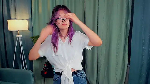 SuRenzi online show from March 31, 5:02 pm