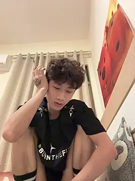sexyboy-3525 online show from May 14, 7:26 am
