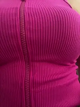 Snapshot of Cristal_Ruivinha chatting on April 22, 2:07 pm Cristal Ruivinha online show from April 22, 2:07 pm