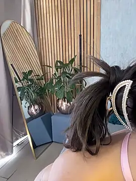 Snapshot of EmmaVonn chatting on June 19, 7:39 pm EmmaVonn online show from June 19, 7:39 pm