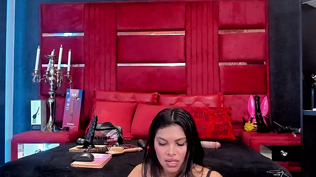 Snapshot of Marcebetancurt chatting on May 15, 8:05 pm Marcebetancurt online show from May 15, 8:05 pm