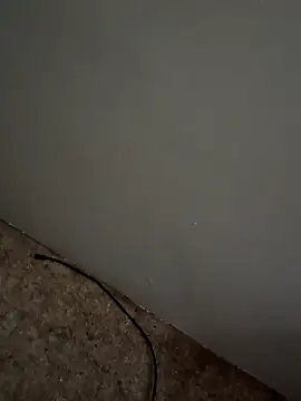 Roaddoggy420 online show from April 29, 6:06 am