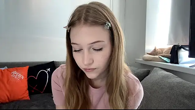 KatrineDrea online show from April 28, 1:16 pm