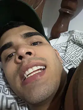 Josehjr online show from April 18, 10:54 pm