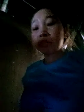 Snapshot of Vily-lonely chatting on April 11, 12:37 am Vily-lonely online show from April 11, 12:37 am