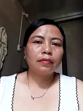 Snapshot of -Hami- chatting on April 11, 5:45 am -Hami- online show from April 11, 5:45 am