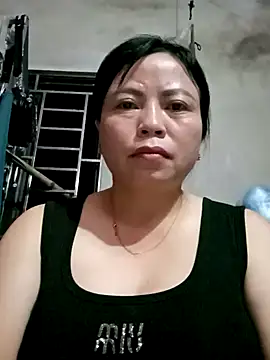 Snapshot of -Hami- chatting on April 23, 2:52 pm -Hami- online show from April 23, 2:52 pm