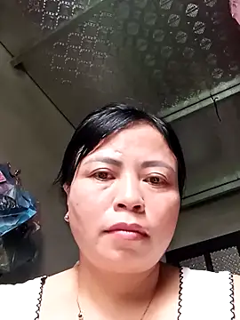 Snapshot of -Hami- chatting on April 24, 5:21 am -Hami- online show from April 24, 5:21 am