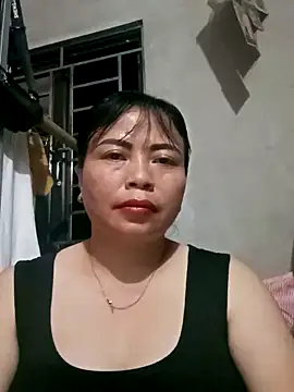 Snapshot of -Hami- chatting on May 5, 1:41 pm -Hami- online show from May 5, 1:41 pm
